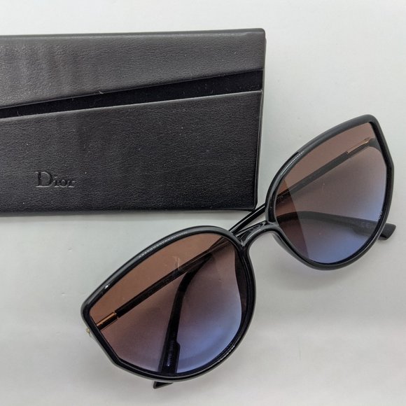 Dior Accessories - CHRISTIAN DIOR SoStellaire4 cat eye women's sunglasses -BLACK WITH CASE